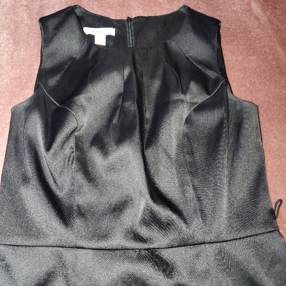 Dress - Picture 5 of 5